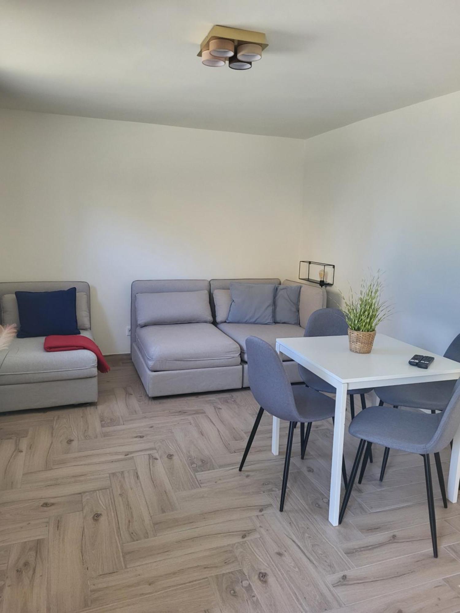 Willa Plazowa Rewa Exteriér fotografie